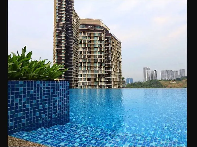 D Pristine Family Suites By Holi Johor Bahru 0*,